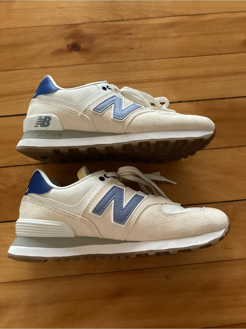 New Balance 574, size 6.5